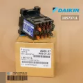 105737J / 1057371L แมกเนติก คอนแทคเตอร์ DAIKIN Magnetic อะไหล่แอร์ ของแท้เบิกศูนย์