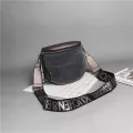 New Women Crossbody Bag Women Mesger Bags Pu Leather Oulder Bag Fe Handbags Famous Brand Lady Sicircle Saddle