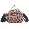 Lit Women Able Oulderbag Winter Crossbody Bag Wen Lady Bag Nitted Foux Won Bag Pard Pattern Flap Bag