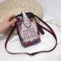 New Cute Oulder Bag For Women Multifunction Mobile Phone Wlet Se Ladies Cartoon Leather Mesger Bag Strap Handbags