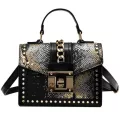 Retro Serpentine Chain Square Crossbody Bags For Women Handbag Print Pu Leather Oulder Bag Fe Snae Mesger Bag