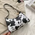 Yogodlns Trendy Cow Pattern Baguette Women's Bag Pu Leather Oulder Bag Vintage Armpit Bag Pard Underarm Bag Lady Handbag