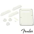 Fender® Strat Accessory Kit แผ่นปิดหลังกีตาร์ไฟฟ้า ทรง Start + ปุ่มหมุน + ฝาครอบ + หัวสวิทช์ + หัวคันโยก