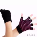 ถุงเท้าโยคะ ถุงมือโยคะ สำหรับเล่นโยคะ มีปุ่มกันลื่น ผ้านุ่ม ระบายกาศได้ดี อุปกรณ์โยคะ Sport Exercise Socks Warm