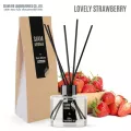 Siam Aroma น้ำหอมปรับอากาศพรีเมี่ยมก้านไม้ กลิ่น Strawberry Red  ขนาด 100 ml.