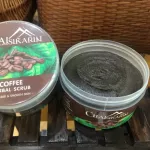 Chaisikarin - ชัยศิขริน - สครับขัดผิวสูตรกาแฟ ครับขัดผิวสูตรมะหาด ปรับผิวขาว 300 กรัม