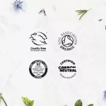 Neal's Yard Remedies Rehydrating Rose Trio  XMAXS 21