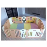 Haenim Ban Henim, the Korean house, comes with a table, table, chair and basketball key.