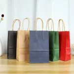 Tas tangan, kantong kertas yang dikemas dengan tangan, dapat disesuaikan sesuai dengan kebutuhan pelanggan