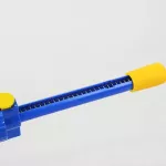 Leading model 880 Sumo is suitable for PC board repair. The tip of the suction head is made of high heat resistant tape, lightweight, lead suction, lead suction from the circuit board.