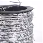 Barbarm coated with hot galvanized galvanized, rust number 16, length 200m / number 14, length 120m Barbed wire surrounded the fence Double barbed wire