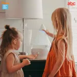 Crane เครื่องเพิ่มความชุ่มชื้นในอากาศ 4-in-1 Top Fill Humidifier with Sound Machine