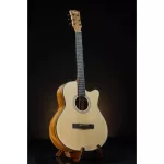 Gusta OM2C กีต้าร์โปร่ง  Music Arms