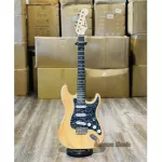 Ready to send electric guitars, siammusic, free gift, Fender Stratocaster, Electric Guitar, Siam Music, wood color