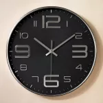นาฬิกาแขวนผนังห้องนั่งเล่น อักษรเบรลล์สามมิติ นาฬิกาแขวนพลาสติก 12 นิ้ว นาฬิกาควอทซ์ TH34032