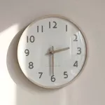 เกาหลีนาฬิกาแขวนเรียบง่ายแฟชั่นนอร์ดิก 12 นิ้วนาฬิกาห้องนั่งเล่นไม้เนื้อแข็งห้องรับประทานอาหารห้องนอนนาฬิกาที่เงียบสงบ TH34154