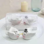 6.2*4*4.2cm Cartoon Hand-Painted Angel Bird Couple Ceramic Spice Bottle Pair of Home Kitchen Supplies Pepper Salt Shaker