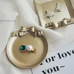 Creative Resin Plate Lovely Retro Gold Bow-Knot Pattern Dessert Fruit Cake Plates Storage Home Decoration