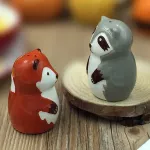 2PCS Ceramic Salt Pepper Shaker Flying Fox Style Seasoning Pot Cooking Tableware Salt Pepper Cumin Powder Box Tool
