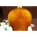 Professional students use the violin STV-017E, hardwood violin made by hand (Scott Joeoolin