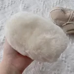 Children's feet, soft, soft walking, fur, leather, fur shoes, babies, virus, cotton shoes