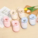 Baby shoes, cotton shoes, men's feet and women, feet, feet, plus thick, warm velvet below, soft, young children's shoes