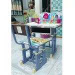 โต๊ะหนังสือเด็ก.. ลายการ์ตูนน่ารัก