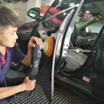 Support the hood, back, back, car polishing