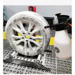 Rolling Wheel Detailing Stand Clean Pass