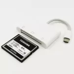 เครื่องอ่านการ์ด Type-C OTG สามในหนึ่งเดียวรองรับ SD TF CF สำหรับ Huawei, Xiaomi, Apple Mac