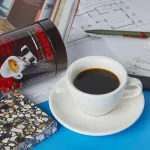 Genuine coffee beans, grilled Kimbo pack, began to import from Italy.