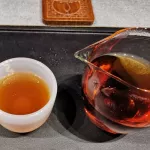 ชาดำ ชาดำจีน กระป๋อง 100 กรัม เครื่องดื่มชา ที่บ้านกลิ่นหอมจัง  หวาน สดใหม่สดใหม่  ในรูปแบบใหม่  ชาในท้อง