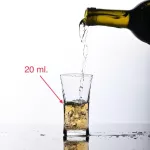 เครื่องดื่มน้ำผลไม้สมุนไพรรวม ยี่ห้อ สยามคับ 180 ml