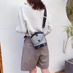 กระเป๋าสะพายข้างผู้หญิง/Rhinestone small bag female new style single-handle shoulder bag Korean version of all-match messenger bag bucket bag