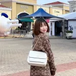 สุภาพสตรีเทรนเนอร์กระเป๋าสะพายใหม่ง่าย A10128