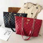 Fashion Large Capacity Handbag New Women Shoulder Bag Brand Designer Fashion Hobos Tote Pu Leather Casual Women's Bucket Bags