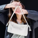 Fashion Acrylic Chain Messenger Bag for Women High Quality Pleated Soft Underam Bag Female Handbags Lady Brands Pu Shoulder Bag