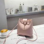 Vintage Tassel Crossbody Bucet Bag Luxury Woman Bag Fe Oulder Handbags Dratring Mesger Crossbody Bags Sac Main