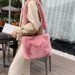 Women Soft F Fur Handbags Cute Winter Clutch Bag Ladies Se Fe Tote Travel H Oulder Bags Chain Winter Bags