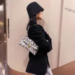 Women Pard Oulder Underarm Bag Retro Pu Portable Fe Flap Handbags Totes Youth Ladies Versa Bag
