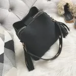New Scrub Women Bucet Bag Vintage Tassel Mesger Bag Hi Quity Retro Oulder Bag Crossbody Bag Tote