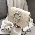 Teiessica Rivets Leather Luxury Diamonds Beg Chain Handbags Ladies Satchels Women Mini Flap Mesger Oulder Bag