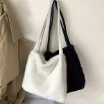 White Oulder Bag Cute Winter Portable Soft Fluffy H Handbag Ca Big Capacity Muter Totes