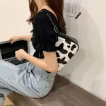 Cow Pattern Baguette Bags For Women Designer Oulder Bags Crossbody Bag Sml Cute Mesger Bag Handbags And Ses