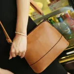 New Women's Mesger Bag Scrub Ell Bag Nubuc Leather Sml Crossbody Bags Er The Oulder Women Handbag