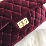 New Velvet Fe Handbags Designer Chain Sml Flap Crossbody Bags Ca Lady Oulder Bag Hi Quity