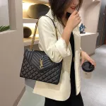 Luxury Brand Designer Bag Women Oulder Replica Bag Lady Gold L Chains Leather Mesger Handbag Fe N Big Bags