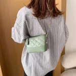 [] Women New Contrast Cr Argyle Pu Leather Flap Personity L-Match Crossbody Oulder Bag Tide 18a1134