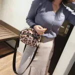 Lit Women Able Oulderbag Winter Crossbody Bag Wen Lady Bag Nitted Foux Won Bag Pard Pattern Flap Bag