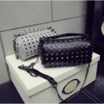 Chain shoulder bag for women 2020 small handbag purse with rivets female tassel crossbody bags mini clutch Red Black Bucket Bag